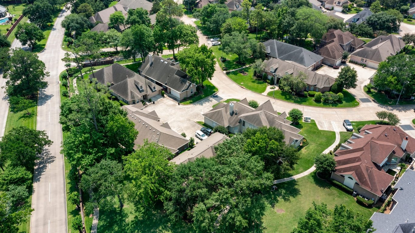 Houston 1-story, 3-bed 20 Villa Bend Drive-idx