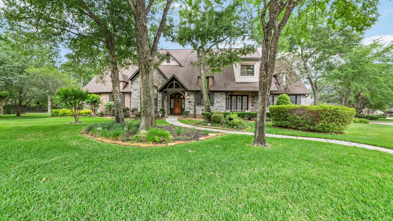 Houston 2-story, 4-bed 43 Champion Villa Drive-idx