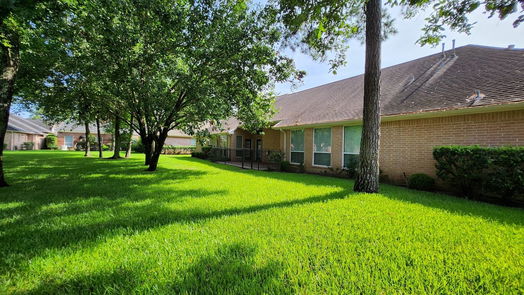 Houston 1-story, 3-bed 8 Villa Bend Drive-idx