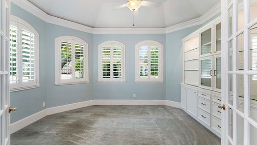 Houston 1-story, 3-bed 28 Champion Villa Drive-idx