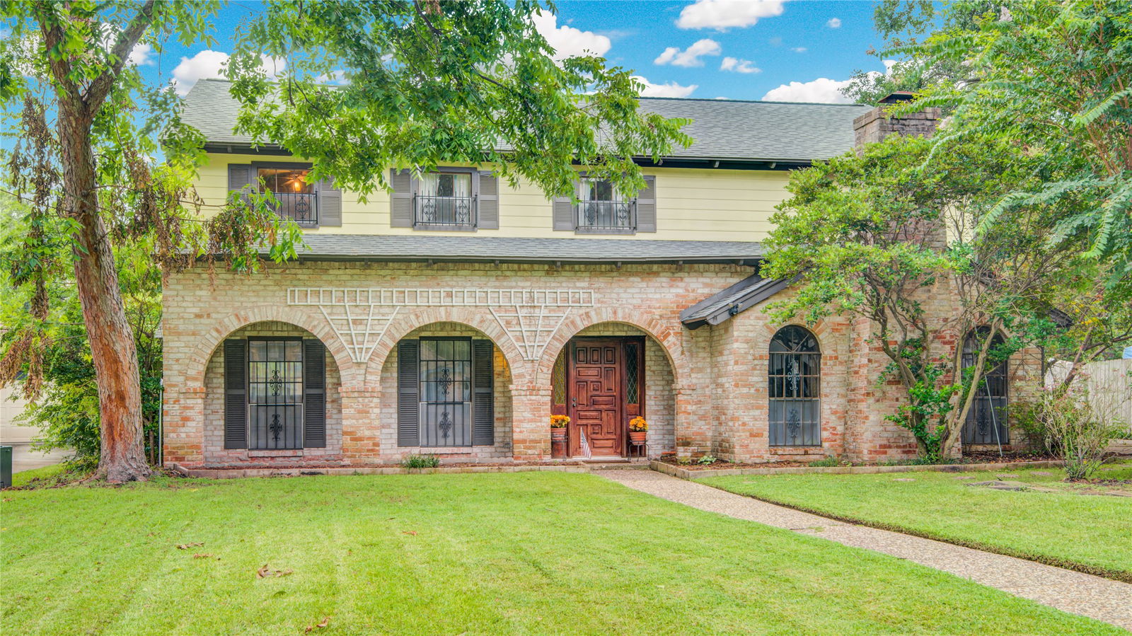 Houston 2-story, 4-bed 5211 Olympia Fields Lane-idx