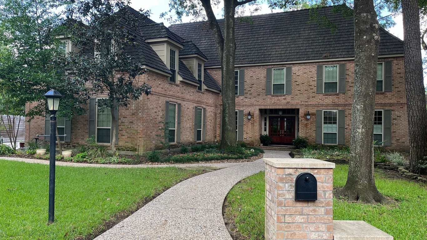 Houston 2-story, 5-bed 5403 Braxtonshire Court-idx