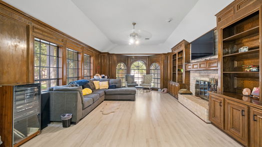 Houston 2-story, 4-bed 6906 Ashmore Drive-idx