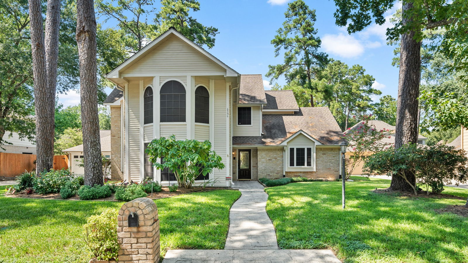 Houston 2-story, 4-bed 6906 Ashmore Drive-idx