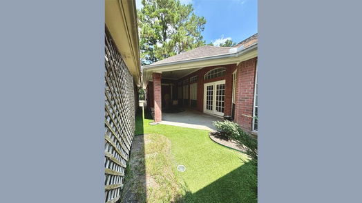 Houston 1-story, 2-bed 14245 Champions Drive-idx