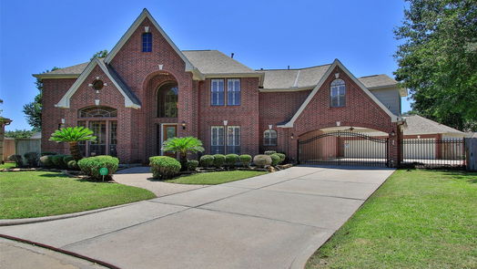 Houston 2-story, 5-bed 13703 CAMELOT CENTRE Court-idx