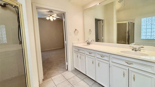 Houston 1-story, 2-bed 14245 Champions Drive-idx