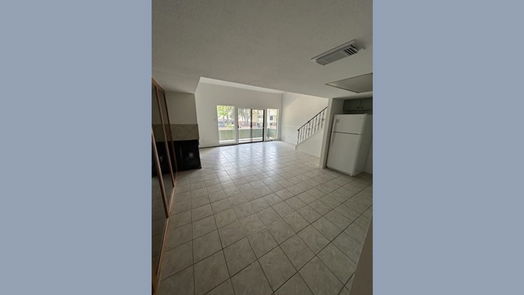 Houston 1-story, 1-bed 14777 Wunderlich Drive 912-idx