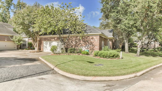 Houston 1-story, 3-bed 9 Villa Bend Drive-idx