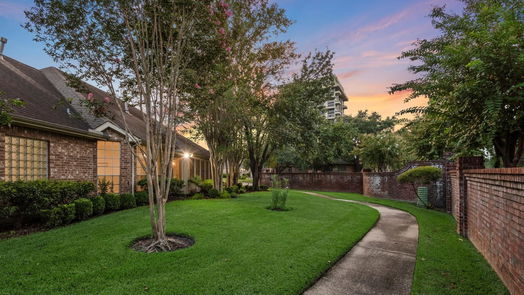 Houston 1-story, 3-bed 82 Champion Villa Drive-idx