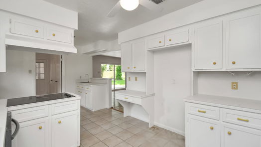 Houston null-story, 4-bed 13234 Holston Hills Drive-idx