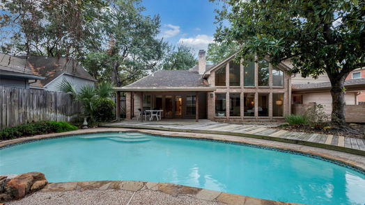 Houston 2-story, 4-bed 5602 Court Of York-idx