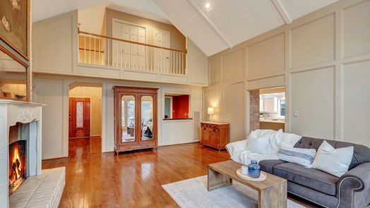 Houston 2-story, 4-bed 5602 Court Of York-idx