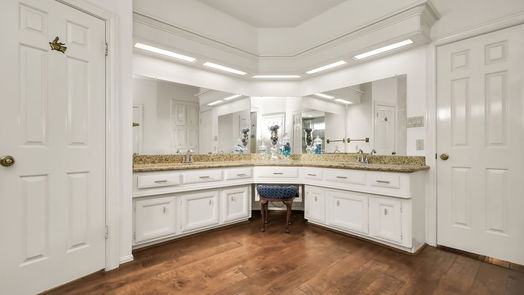 Houston 2-story, 4-bed 6715 FAWNCLIFF Drive-idx