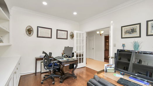 Houston 2-story, 4-bed 6715 FAWNCLIFF Drive-idx