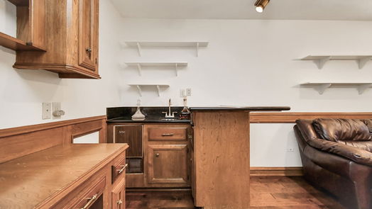 Houston 2-story, 4-bed 6715 FAWNCLIFF Drive-idx