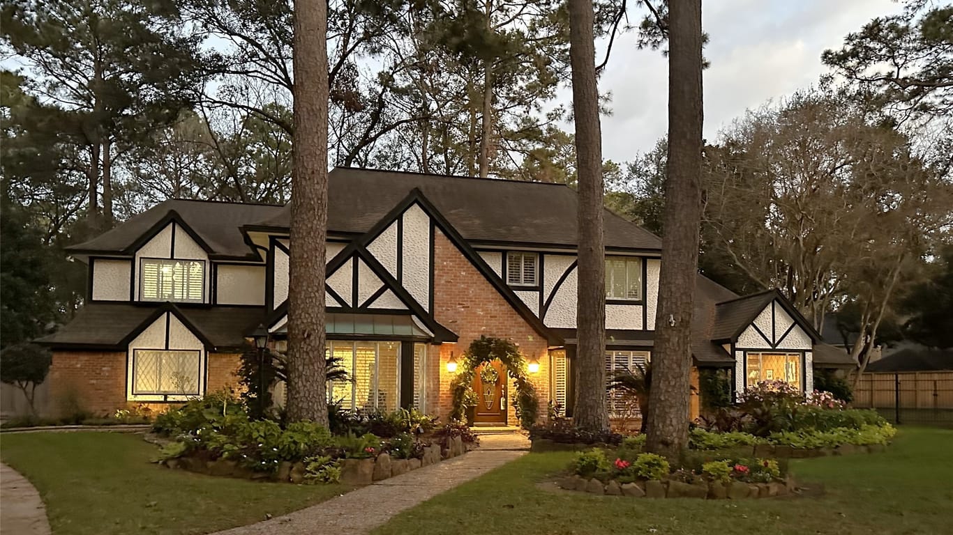 Houston 2-story, 6-bed 5403 Mount Royal Circle-idx