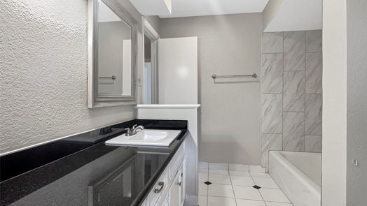 Houston 2-story, 4-bed 10910 Fawnview Drive-idx