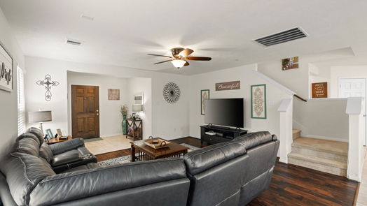 Houston 2-story, 3-bed 9838 Mountain Chestnut Road-idx