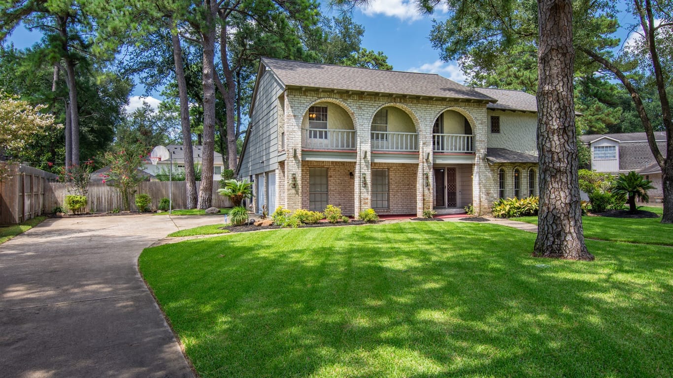 Houston 2-story, 5-bed 10514 Brentway Drive-idx