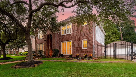 Houston 2-story, 5-bed 11506 Lakewood Place-idx