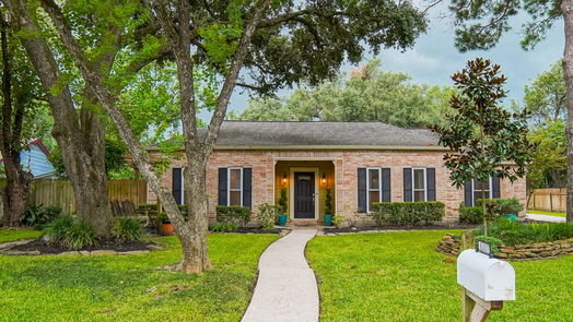 Houston 1-story, 4-bed 8207 Wimbledon Lane-idx