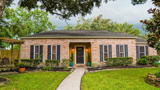 Houston 1-story, 4-bed 8207 Wimbledon Lane-idx