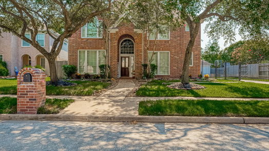 Houston 2-story, 5-bed 11506 Lakewood Place-idx