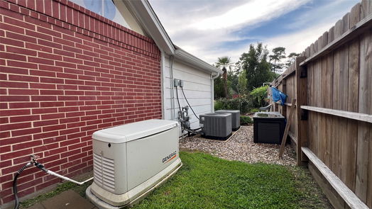 Houston 1-story, 3-bed 14718 Sandy Creek Drive-idx