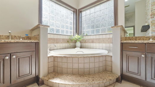 Houston 2-story, 3-bed 12119 Silver Creek Drive-idx