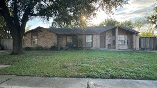 Houston 1-story, 2-bed 12643 Marble Drive-idx