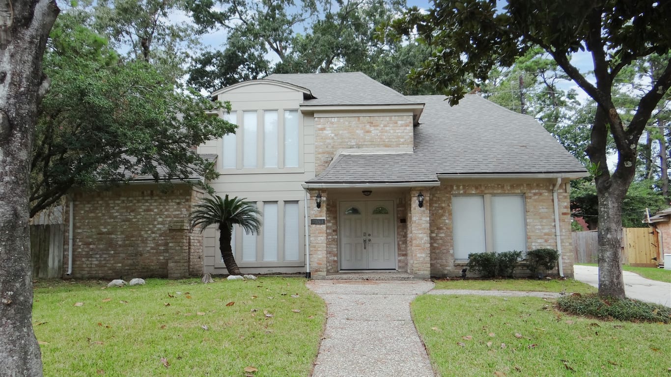 Houston 2-story, 3-bed 14211 Lakewood Forest Drive-idx