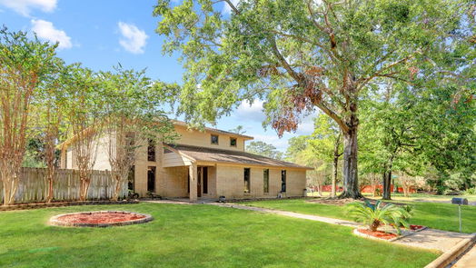 Houston 2-story, 3-bed 10535 Moorcreek Drive-idx