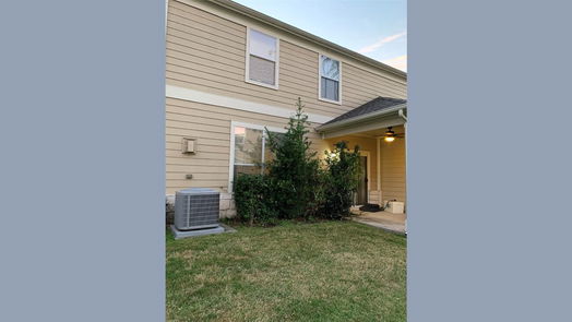 Houston 2-story, 3-bed 13600 Breton Ridge Street 33B-idx