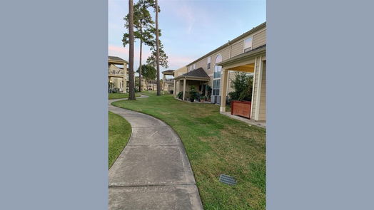 Houston 2-story, 3-bed 13600 Breton Ridge Street 33B-idx