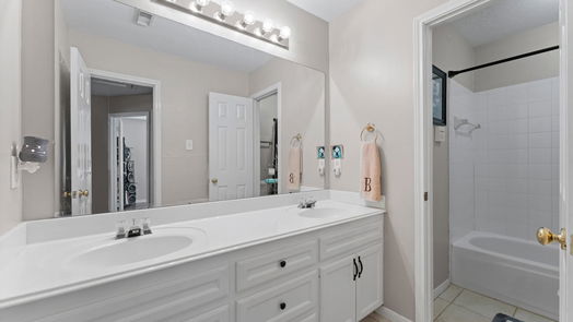Houston 1-story, 3-bed 16122 Charter Rock Drive-idx