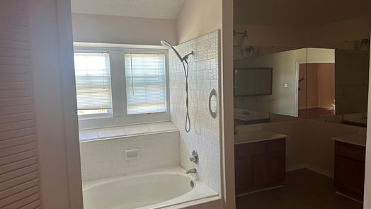 Houston 2-story, 3-bed 7834 Poitiers drive Drive-idx