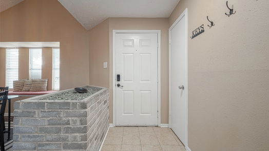 Houston 1-story, 3-bed 8302 Sandy Glen Lane-idx