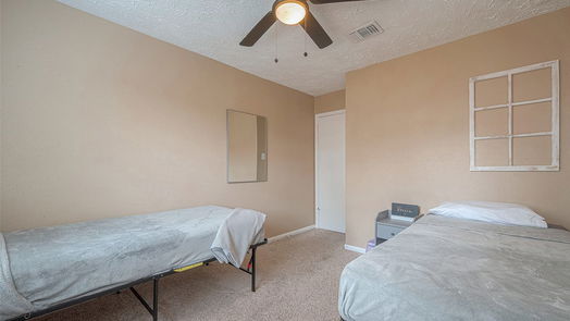 Houston 1-story, 3-bed 8302 Sandy Glen Lane-idx