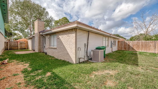 Houston 1-story, 3-bed 8302 Sandy Glen Lane-idx