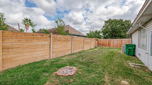 Houston 1-story, 3-bed 8302 Sandy Glen Lane-idx