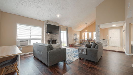 Houston 1-story, 3-bed 8302 Sandy Glen Lane-idx