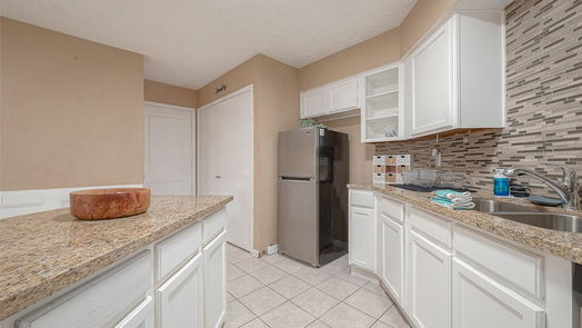 Houston 1-story, 3-bed 8302 Sandy Glen Lane-idx