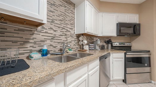 Houston 1-story, 3-bed 8302 Sandy Glen Lane-idx