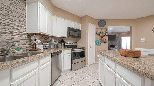 Houston 1-story, 3-bed 8302 Sandy Glen Lane-idx