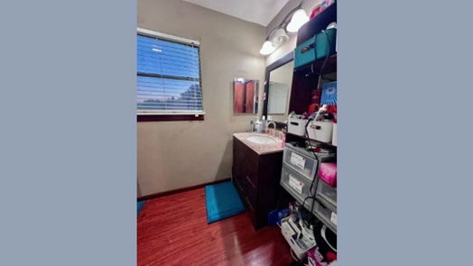 Houston 2-story, 3-bed 7902 Meadow Glen Drive-idx
