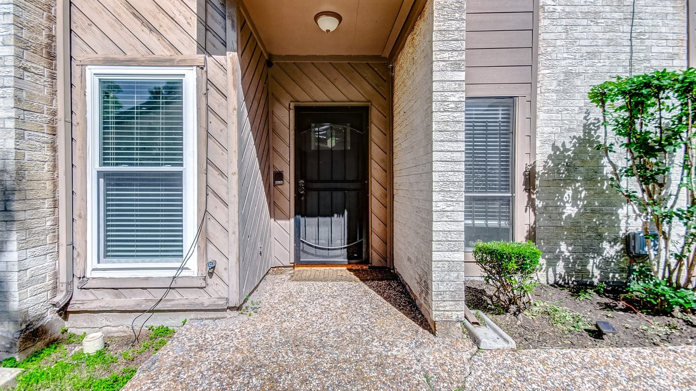 Houston 2-story, 3-bed 11280 Braes Forest Drive 401-idx