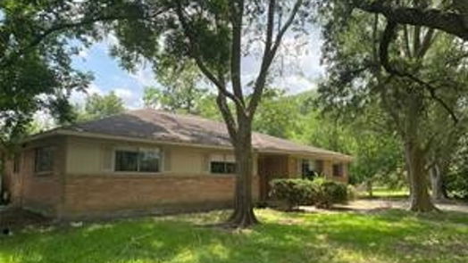 Houston 1-story, 4-bed 7915 S Braeswood Boulevard-idx