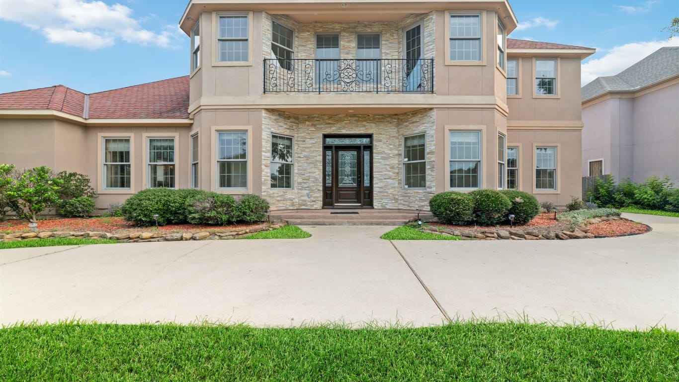 Houston 2-story, 4-bed 8316 Summit Place-idx