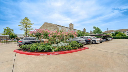 Houston 2-story, 2-bed 8245 Creekbend Drive-idx